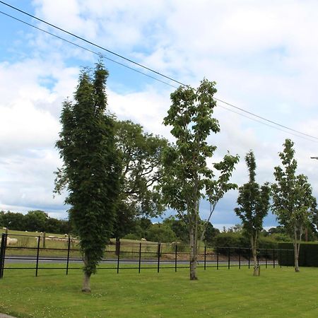 Contemporary Countryside Home Dromore  Экстерьер фото
